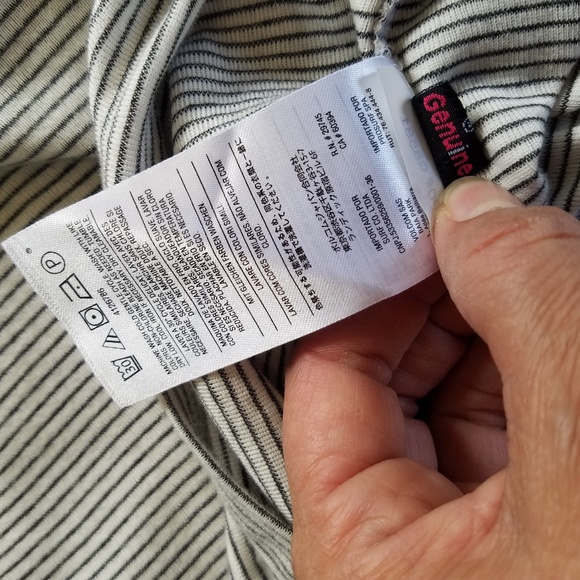 Vol-Com mock turtleneck crop top - Picture 8 of 8